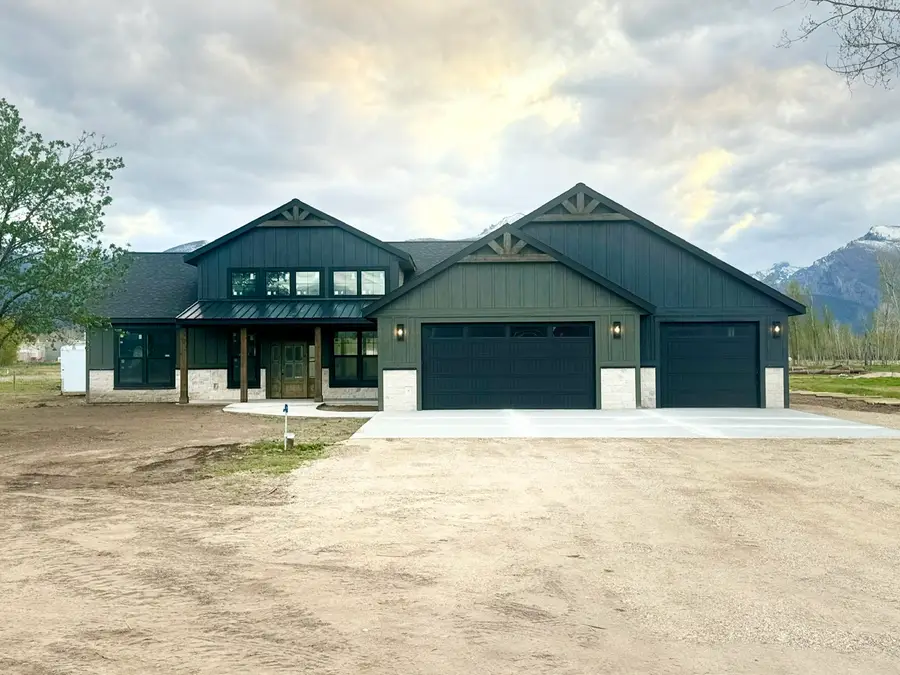 645 Old Corvallis Road, Corvallis, MT 59828 - #2