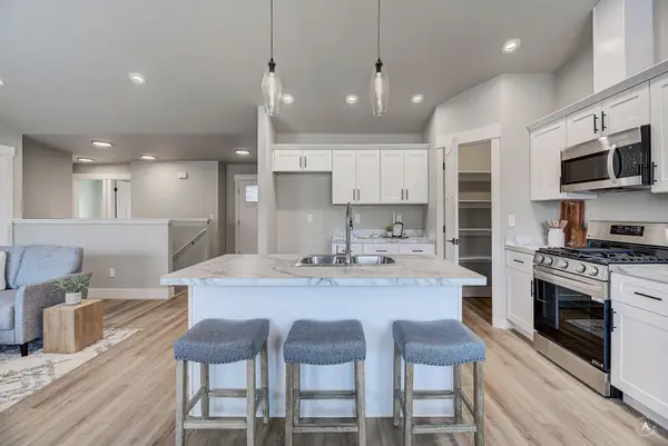 262 Stirling Loop, East Helena, MT 59635