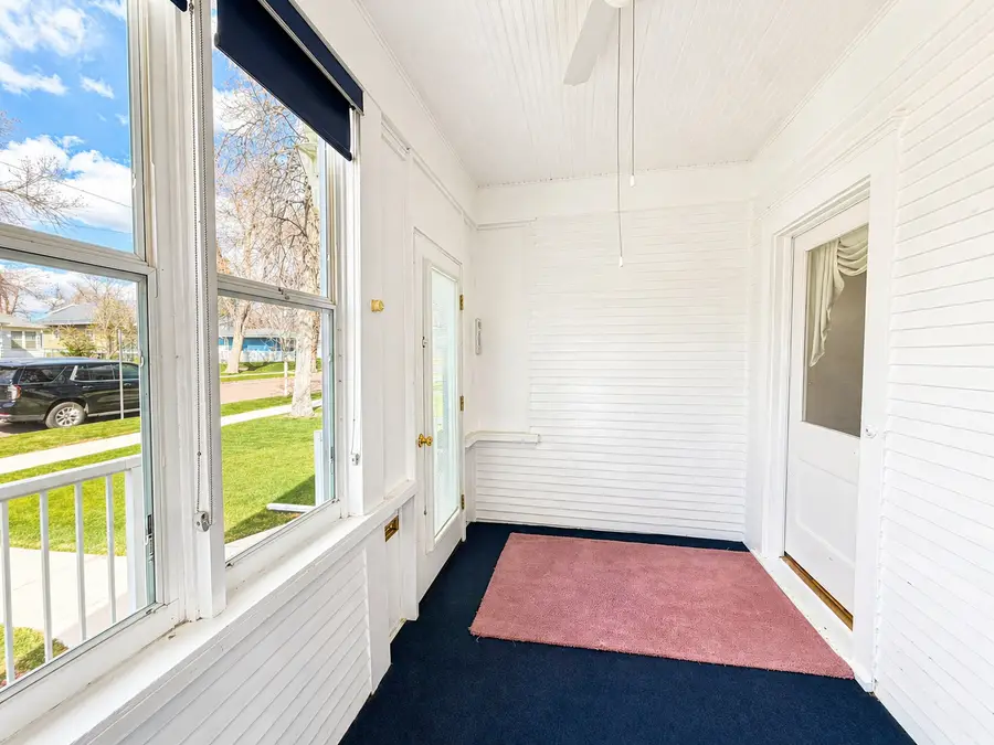 2104 1st Avenue S, Great Falls, MT 59401 - #3
