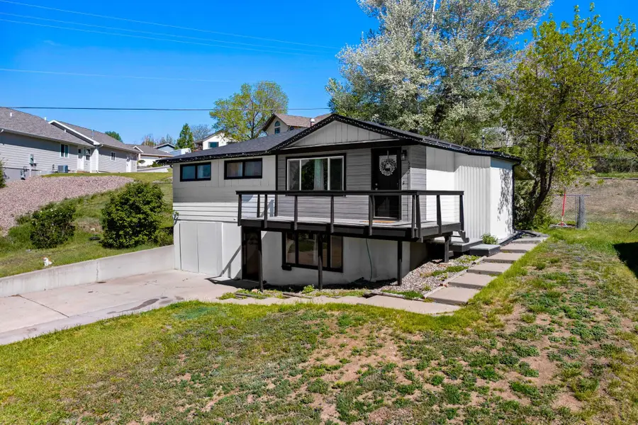 507 29th Avenue Ne, Great Falls, MT 59404 - #2