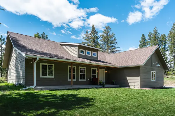 1004 Mooring Road, Columbia Falls, MT 59912