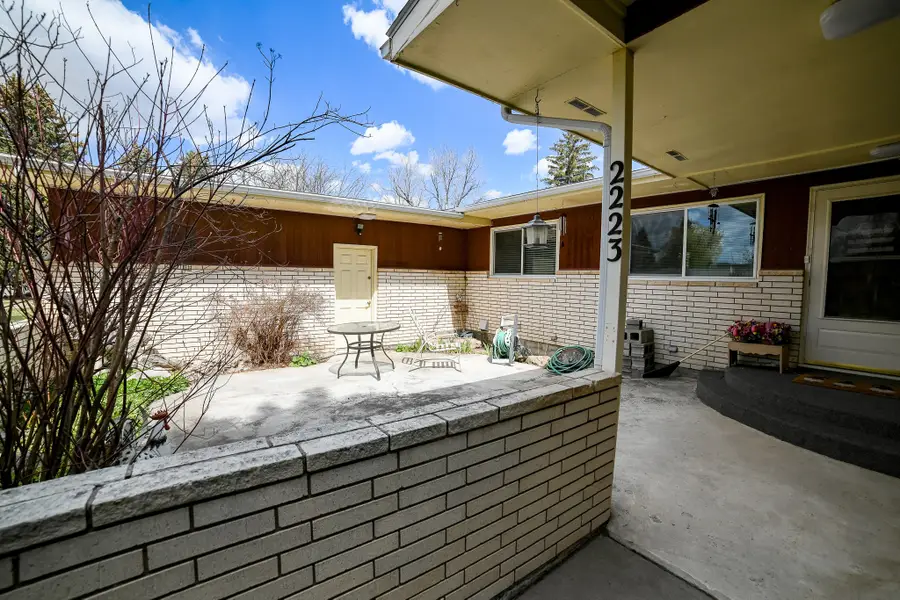 2223 Cherry Drive, Great Falls, MT 59404 - #2
