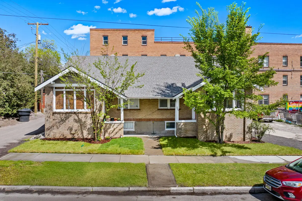 209-211 10th Street N, Great Falls, MT 59401 - #1