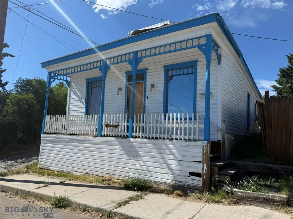 605 Caledonia Street, Butte, MT 59701 - #1