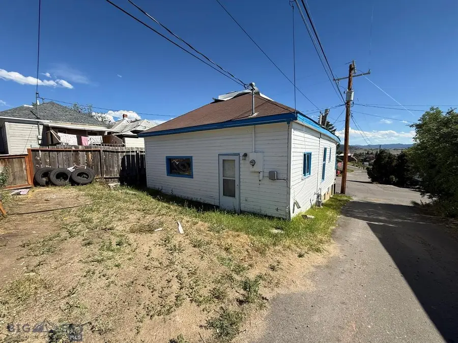 605 Caledonia Street, Butte, MT 59701 - #3