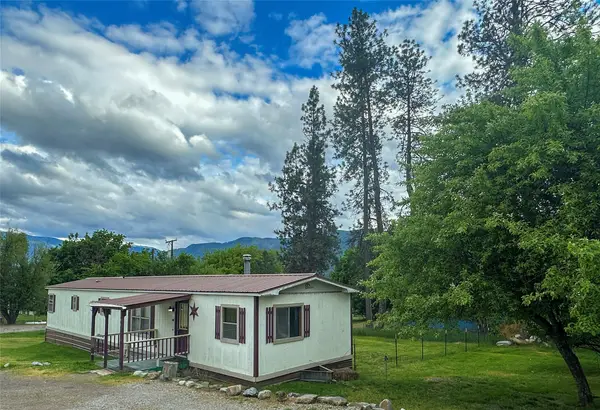 208 E Haley Avenue, Thompson Falls, MT 59873
