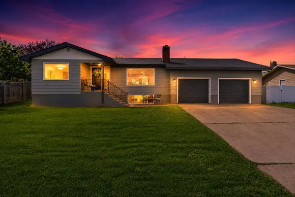 810 15th Avenue E, Polson, MT 59860