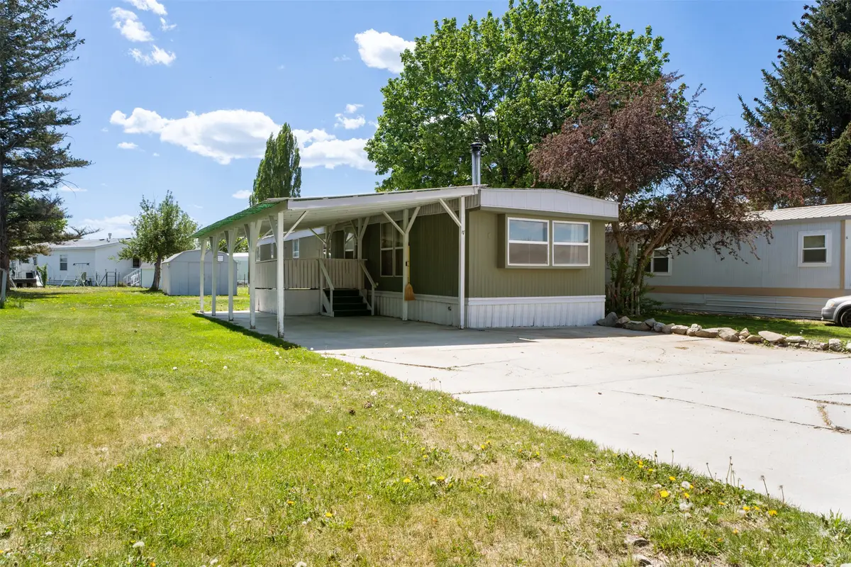 467 Grantsdale Road #17, Hamilton, MT 59840 - #1