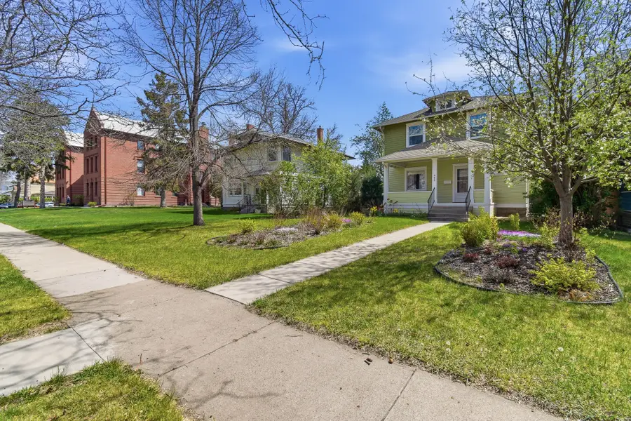 908 4th Avenue N, Great Falls, MT 59401 - #2