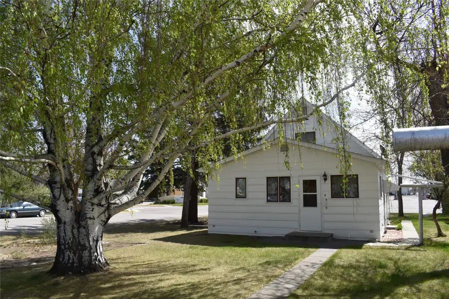 2 S Main Street, Conrad, MT 59425 - #2