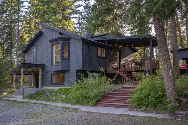 390 Beaver Lake Road, Whitefish, MT 59937