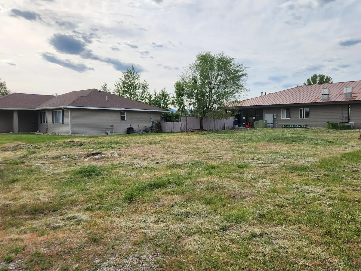 Nhn Running Creek Street, Hamilton, MT 59840 - #1