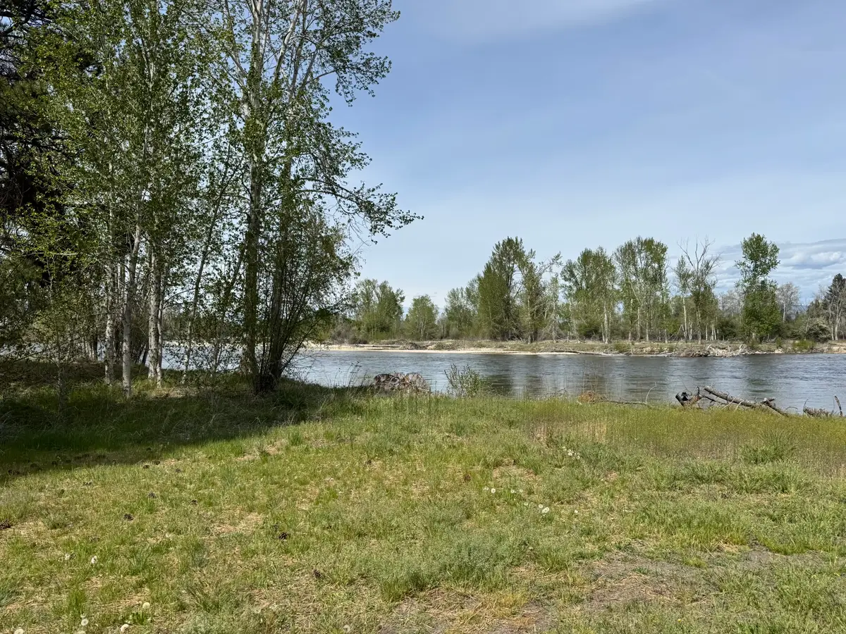 118 W Tucker Crossing, Victor, MT 59875 - #1