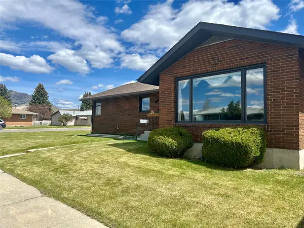 2406 Gladstone Avenue, Butte, MT 59701