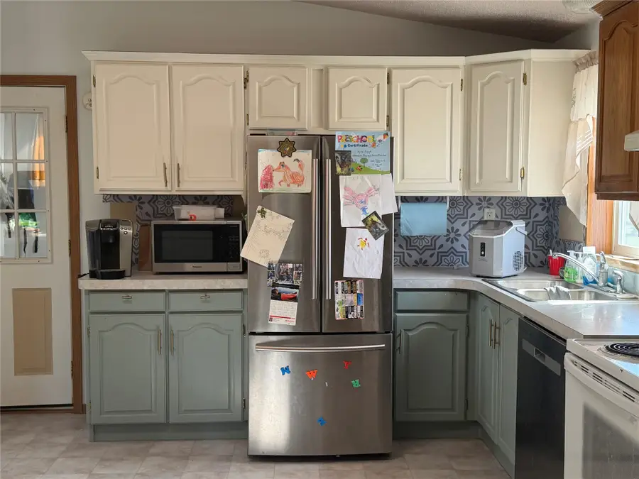 11 Wall Street, White Sulphur Springs, MT 59645 - #2