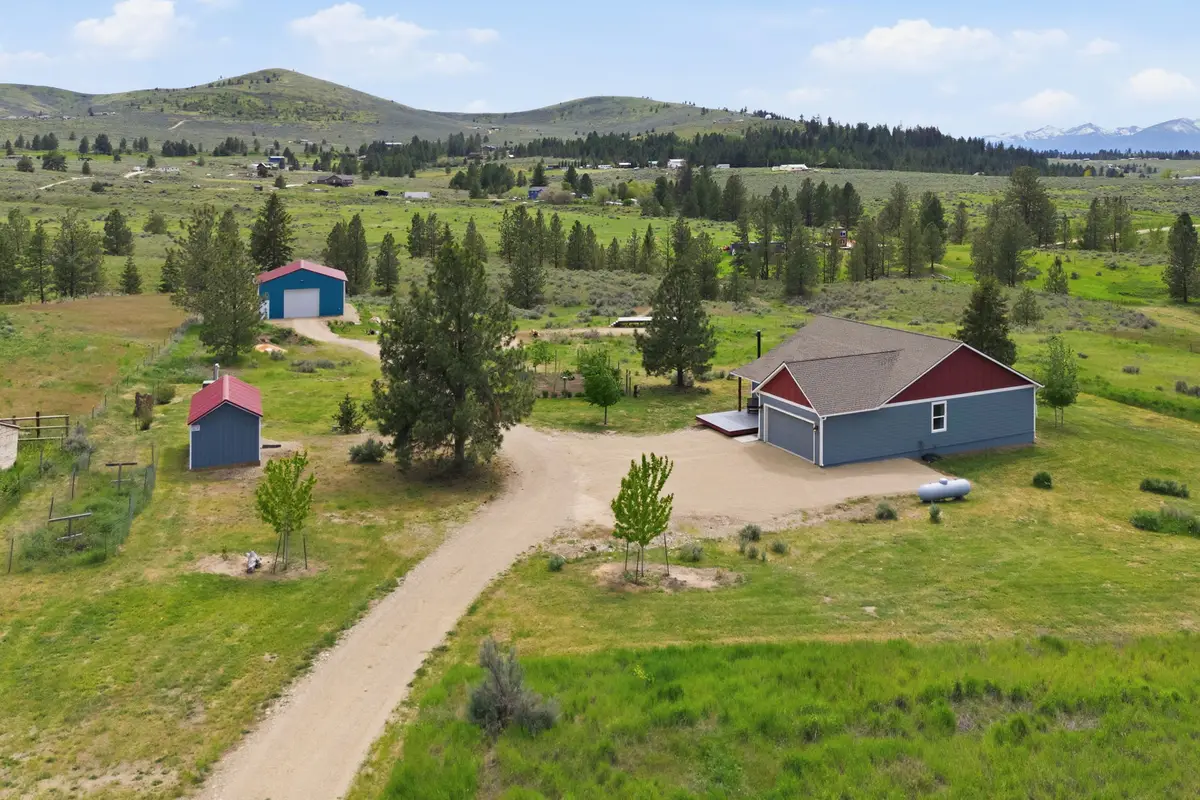 4033 Sunnyside Cemetery Road, Stevensville, MT 59870 - #1