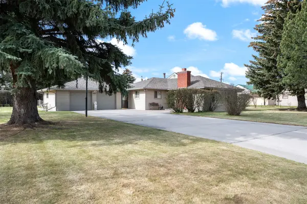 2818 Elizabeth Warren Avenue, Butte, MT 59701