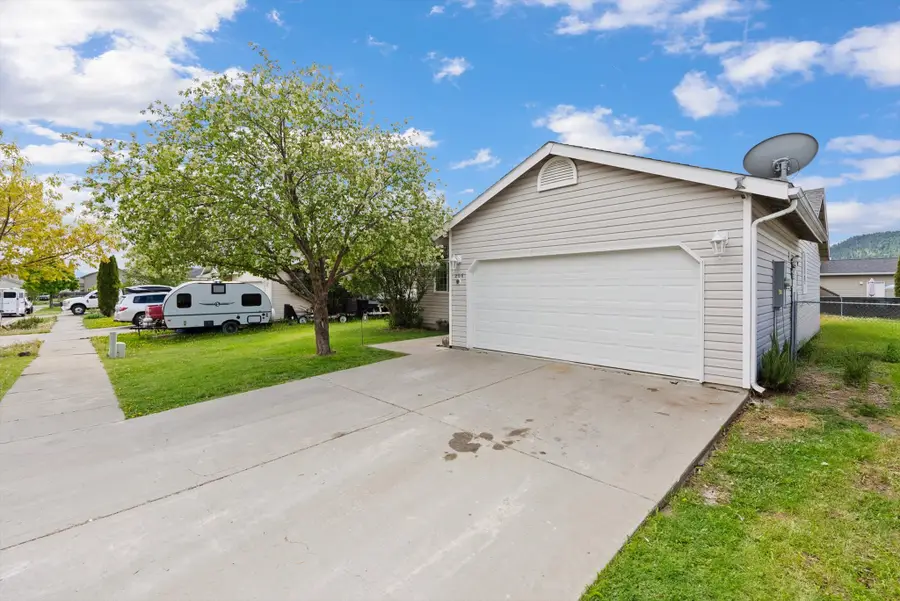 206 Phoenix Street, Kalispell, MT 59901 - #2