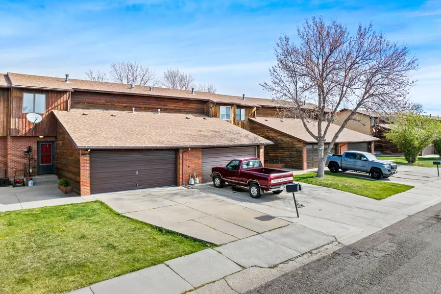 4409 8th Avenue N, Great Falls, MT 59405 - #3