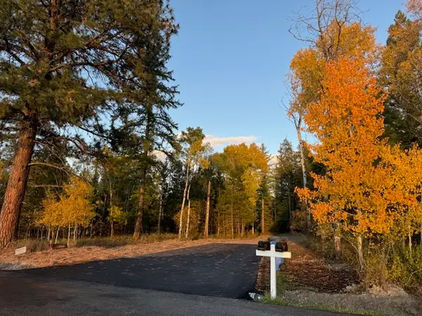 571 Armory Rd, Whitefish, MT 59937