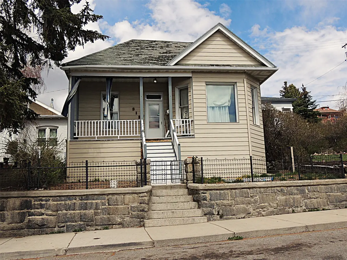 313 W Quartz Street, Butte, MT 59701 - #1