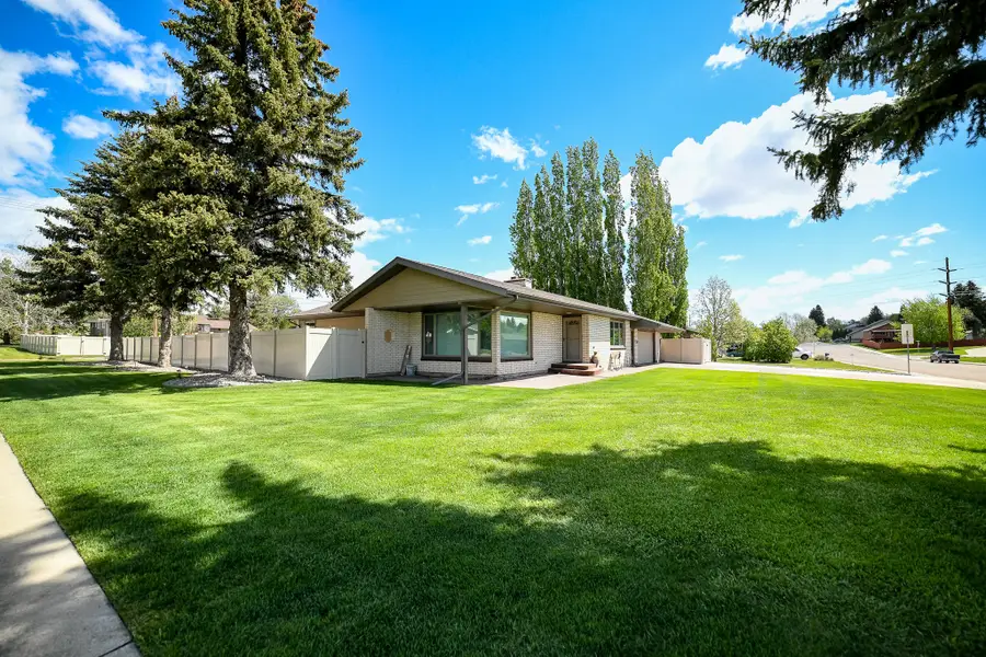 3501 15th Ave S, Great Falls, MT 59405 - #3