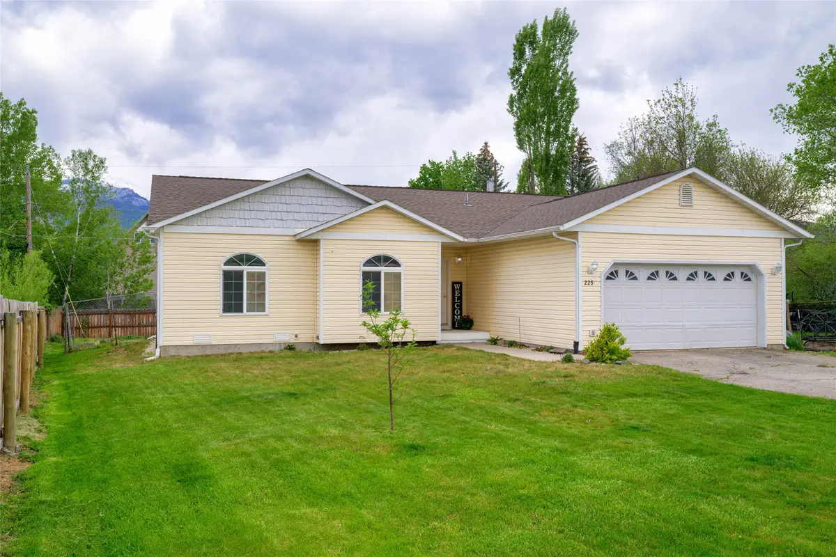 225 Spring Street, Stevensville, MT 59870 - #1
