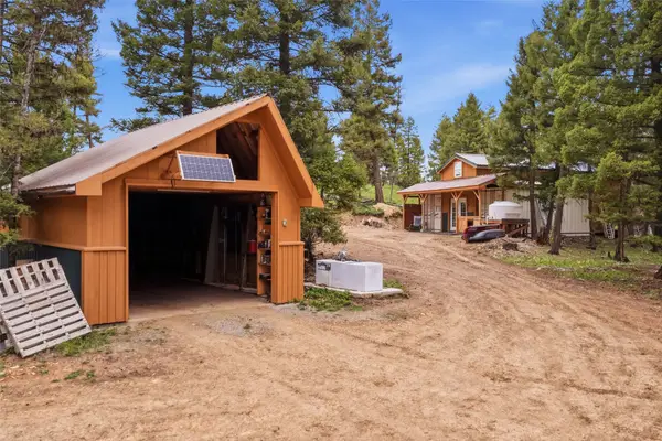 35465 Lessnau Lane, Clinton, MT 59825
