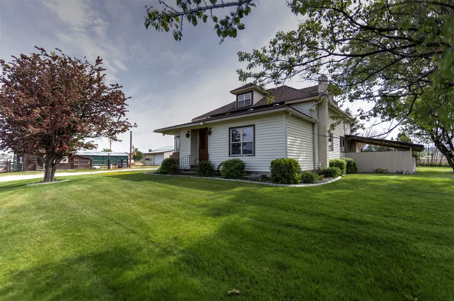 3552 Eastside Highway, Stevensville, MT 59870 - #3
