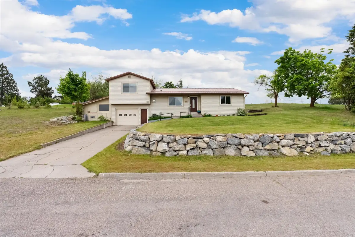 101 22nd Avenue W, Polson, MT 59860 - #1