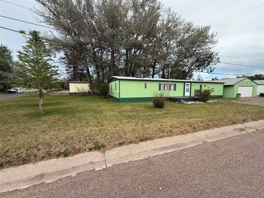 1524 6th Avenue Nw, Great Falls, MT 59404 - #2