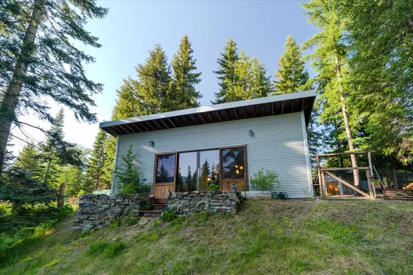 151 Twin Creek Drive, Troy, MT 59935
