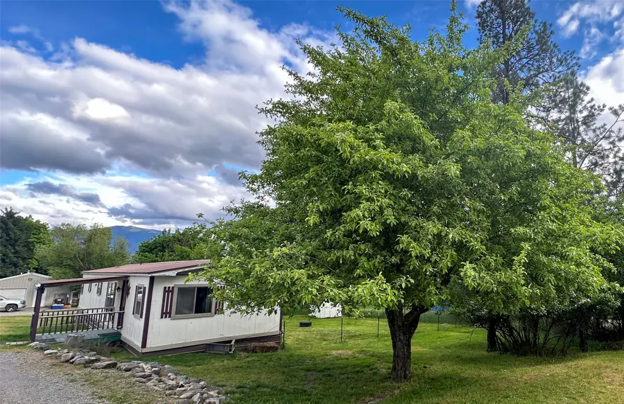 208 E Haley Avenue, Thompson Falls, MT 59873 - #3