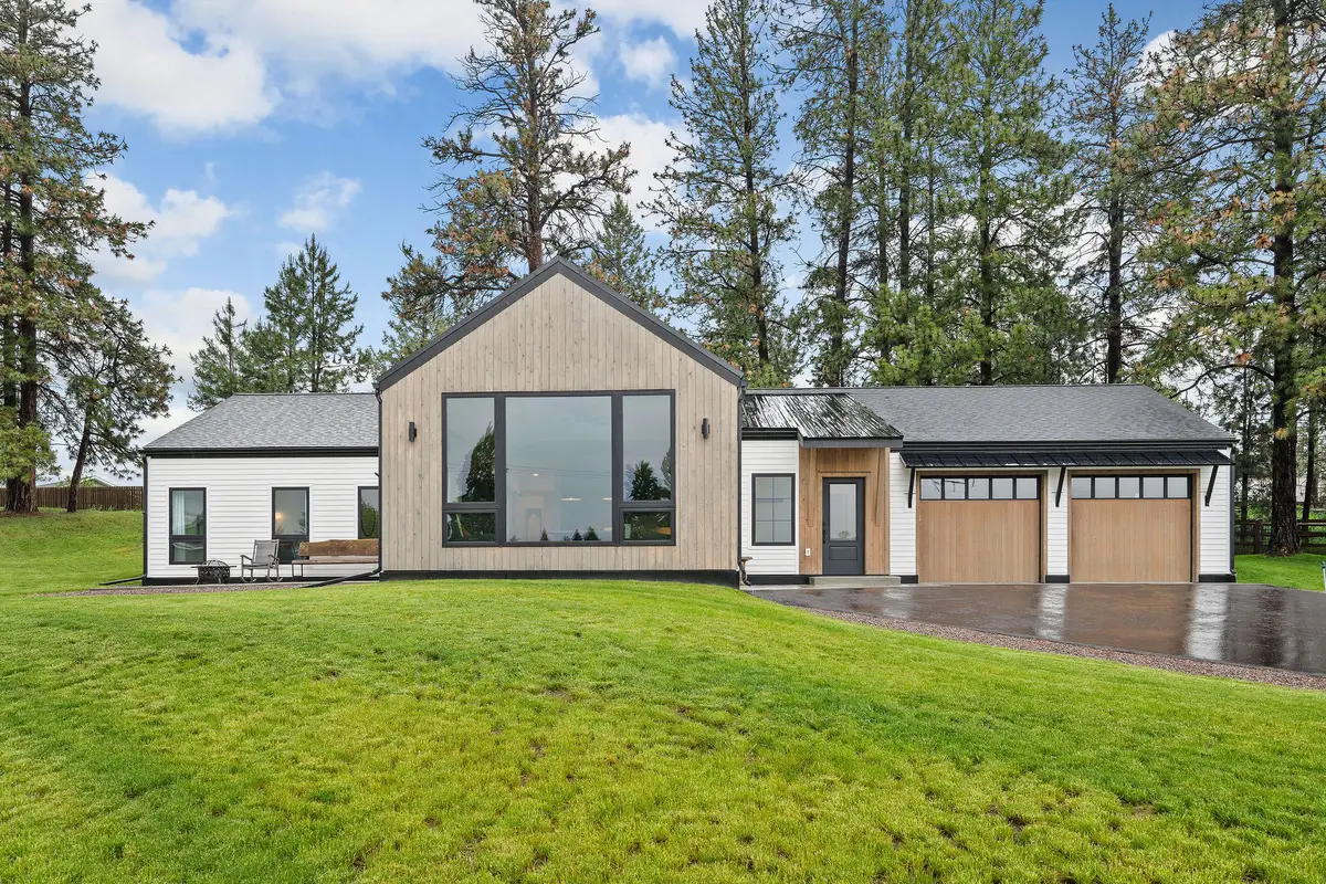 1924 Rapids Avenue, Columbia Falls, MT 59912 - #1