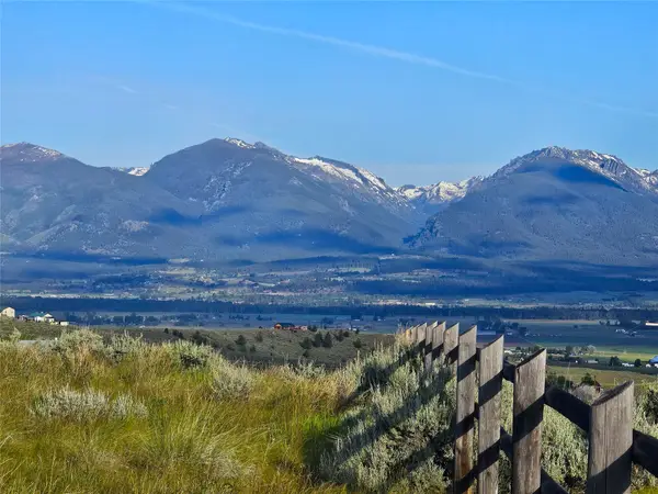1123 Corvallis Hills Drive, Corvallis, MT 59828