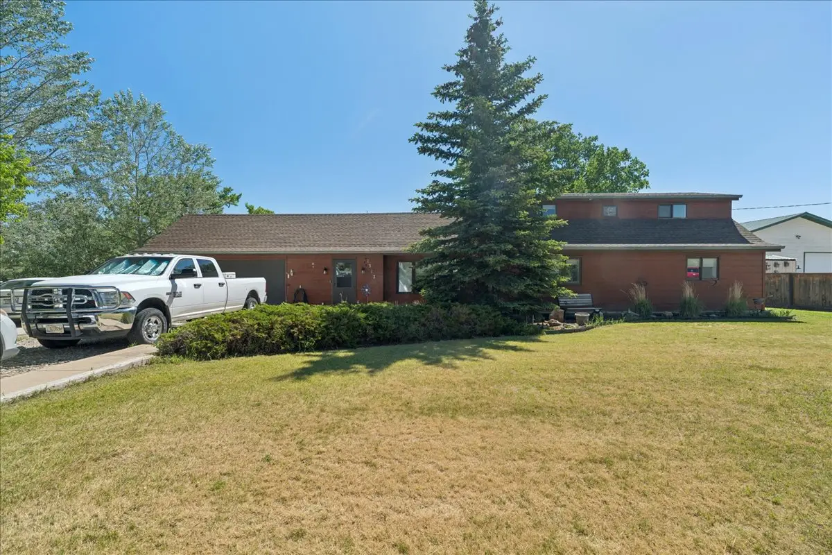 1317 14th Street Sw, Great Falls, MT 59404 - #1