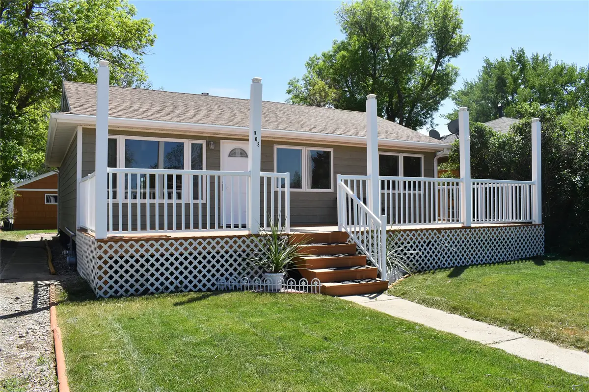 908 Turner Avenue, Shelby, MT 59474 - #1