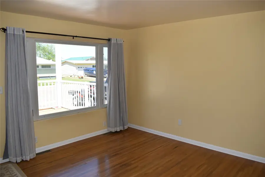 908 Turner Avenue, Shelby, MT 59474 - #3