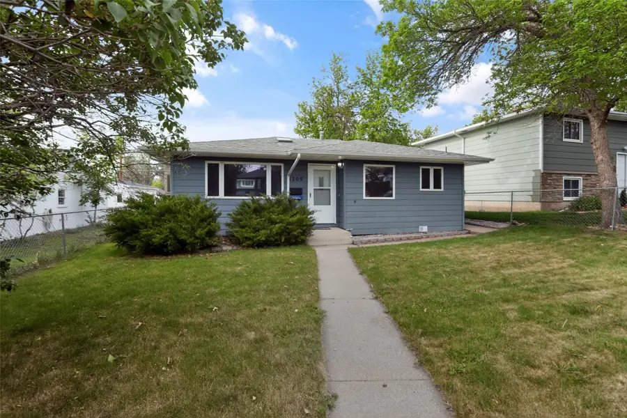 1209 7th Avenue S, Great Falls, MT 59405 - #2