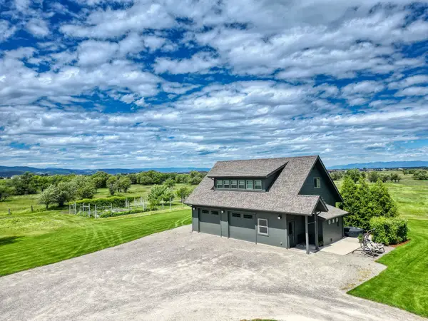 1221 Majestic View Lane, Kalispell, MT 59901