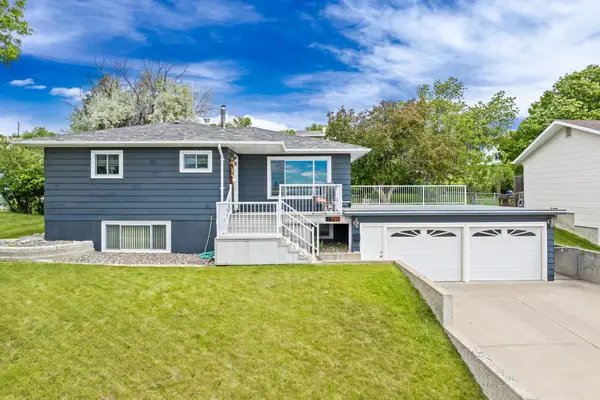 725 32nd Avenue Ne, Great Falls, MT 59404