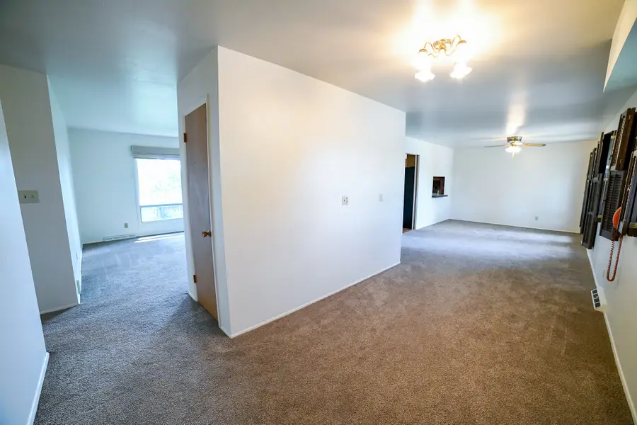 705 50th Street S, Great Falls, MT 59405 - #3