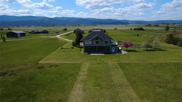 33 Staggerwing Landing, Kalispell, MT 59901