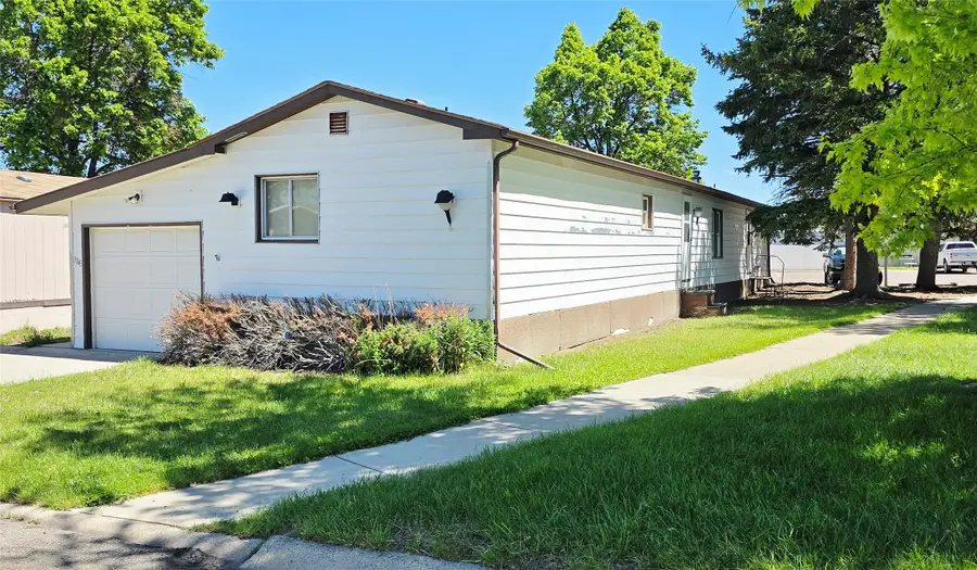 3843 Vigilante Drive, Great Falls, MT 59405 - #3
