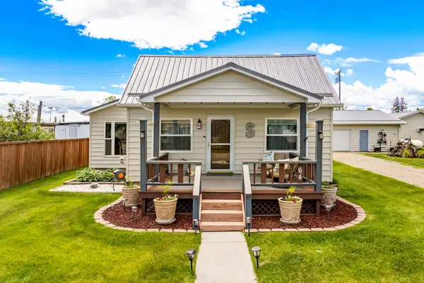 64 3rd Avenue S, Stanford, MT 59479