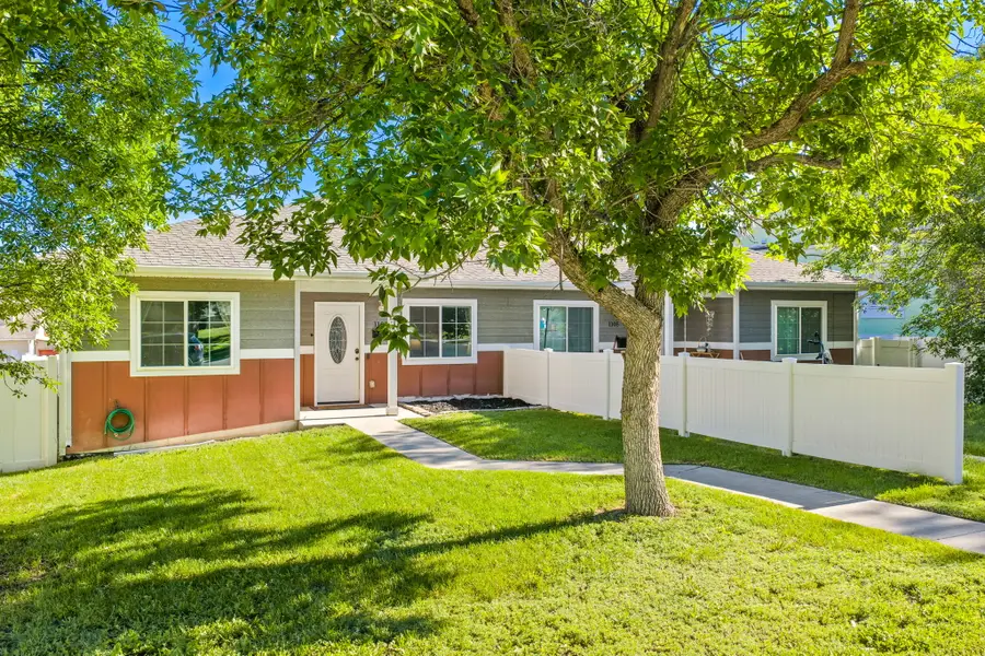 1103 9th Avenue S, Great Falls, MT 59405 - #2