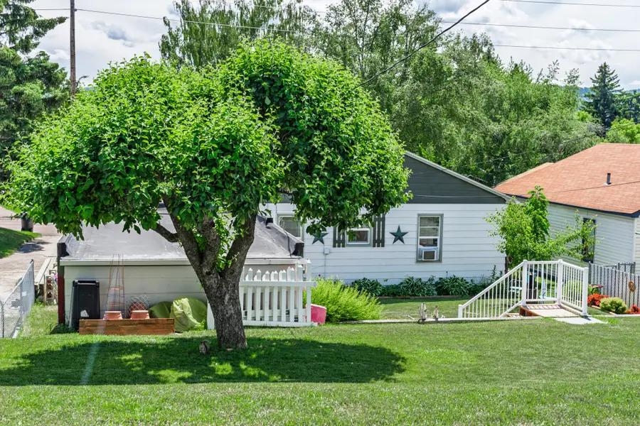 429 W Colorado Street, Kalispell, MT 59901 - #3