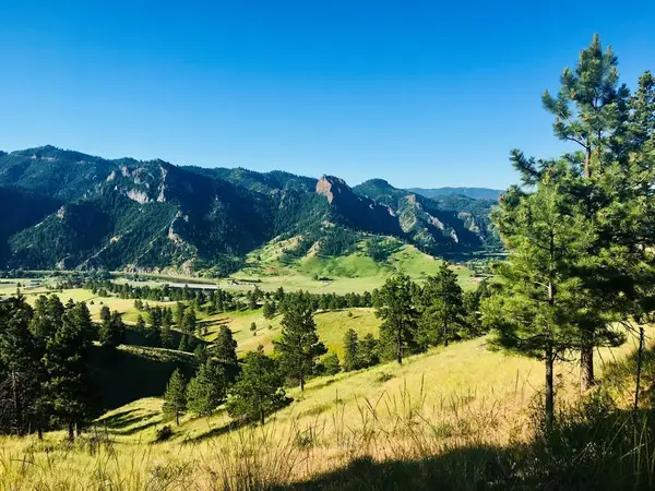 153 Cooper Drive, Cascade, MT 59421