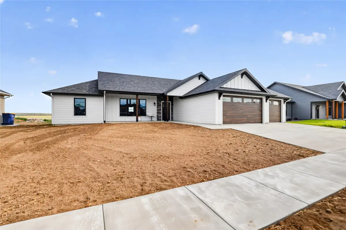 209 42nd Avenue Ne, Great Falls, MT 59404 - #1