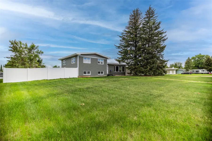 3500 13th Avenue S, Great Falls, MT 59405 - #2